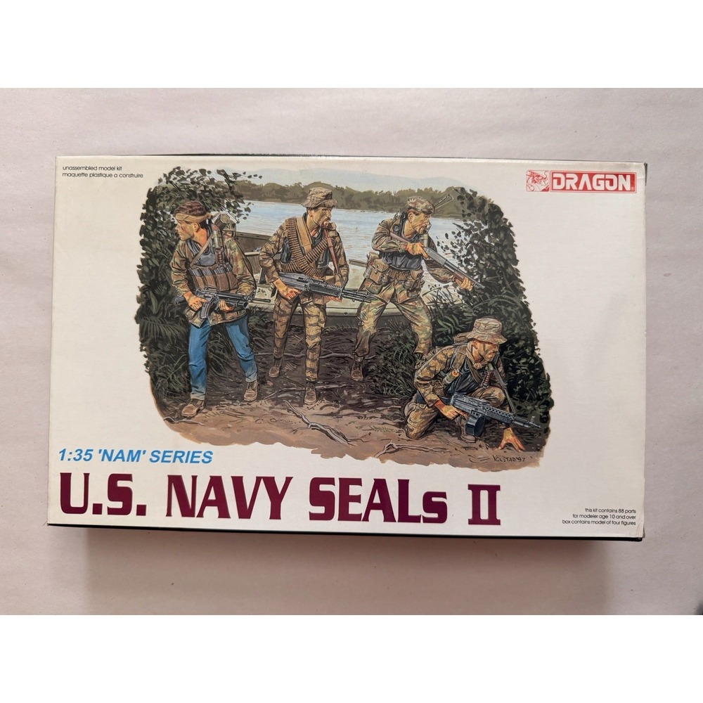 Dragon 3316 1:35 'Nam Series U.S. Navy SEALs II Military Figure Model Kit Open